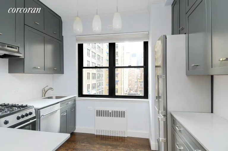 New York City Real Estate | View 7 Park Avenue, 126 | Kitchen | View 4