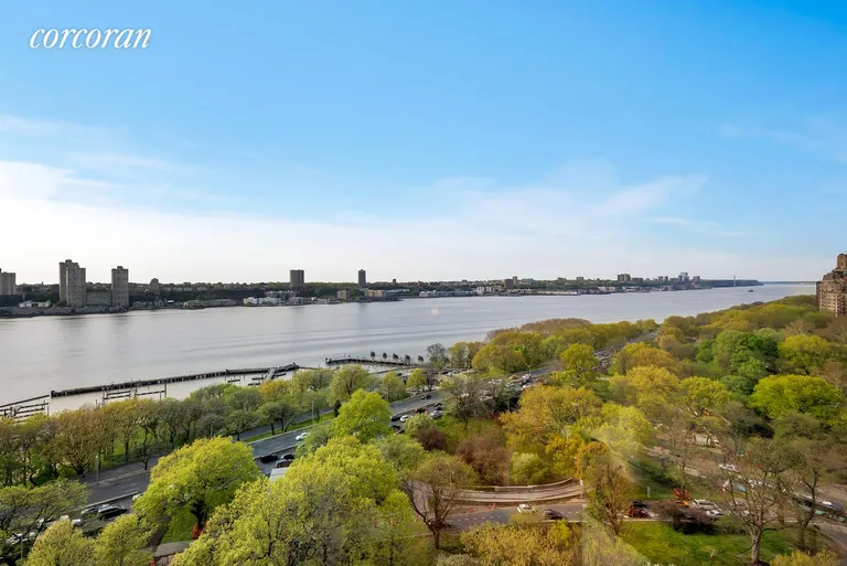 New York City Real Estate | View 50 Riverside Drive, 15B | room 1 | View 2