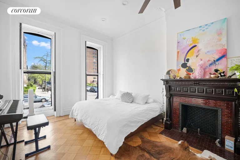 New York City Real Estate | View 278 Lafayette Avenue, 2 | room 5 | View 6