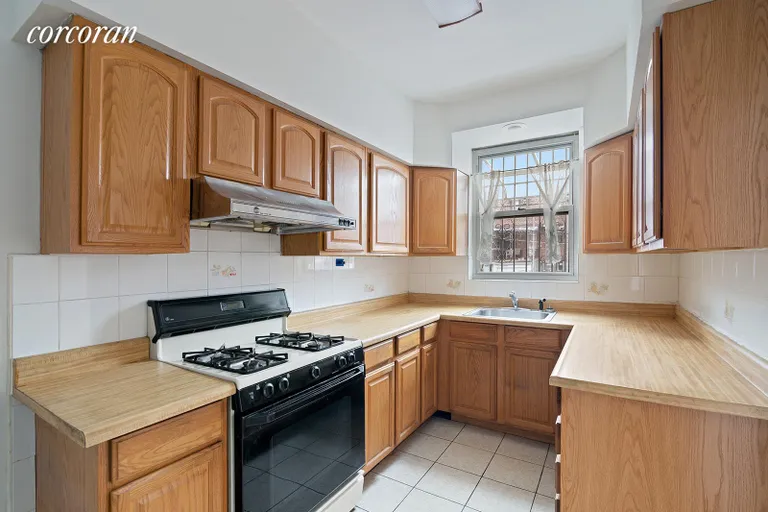 New York City Real Estate | View 32-39 77th Street | room 3 | View 4
