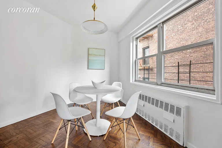 New York City Real Estate | View 10 Plaza Street East, 5H | room 4 | View 5