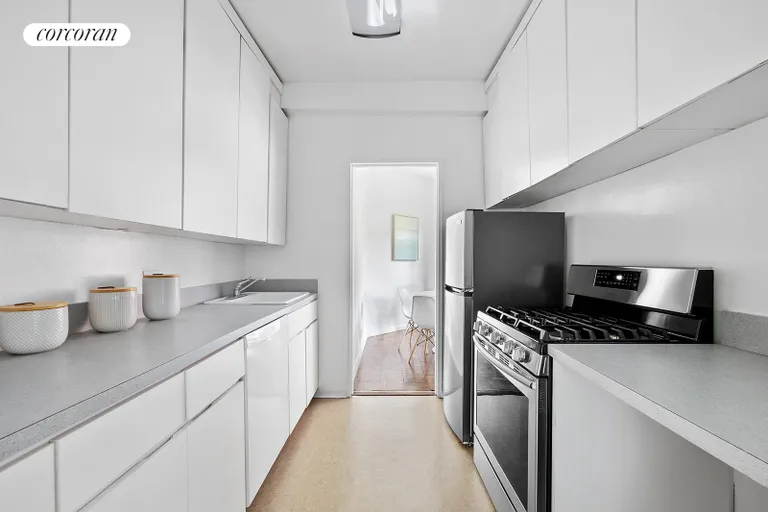New York City Real Estate | View 10 Plaza Street East, 5H | room 6 | View 7