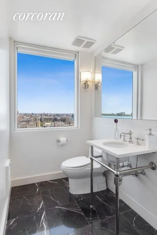 New York City Real Estate | View 2628 Broadway, 31A | room 12 | View 13
