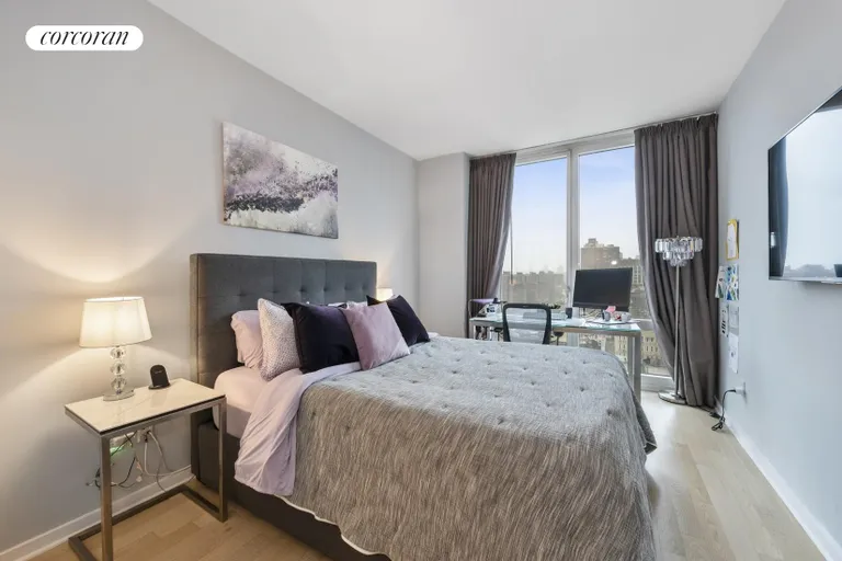 New York City Real Estate | View 340 East 23rd Street, 14M | room 5 | View 6