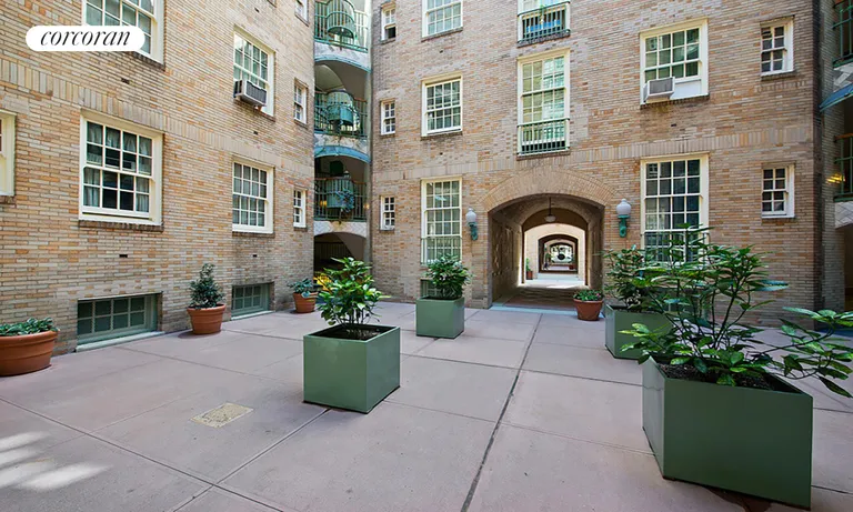 New York City Real Estate | View 517 East 77th Street, 5O | room 7 | View 8