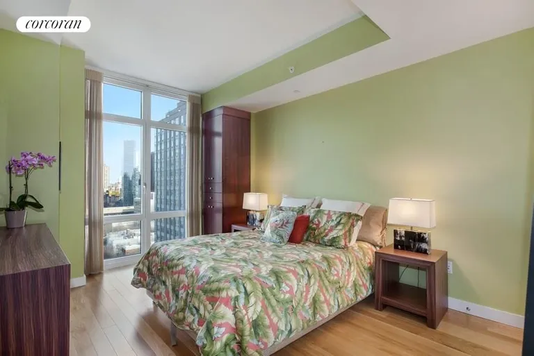 New York City Real Estate | View 555 West 59th Street, 23B | room 5 | View 6