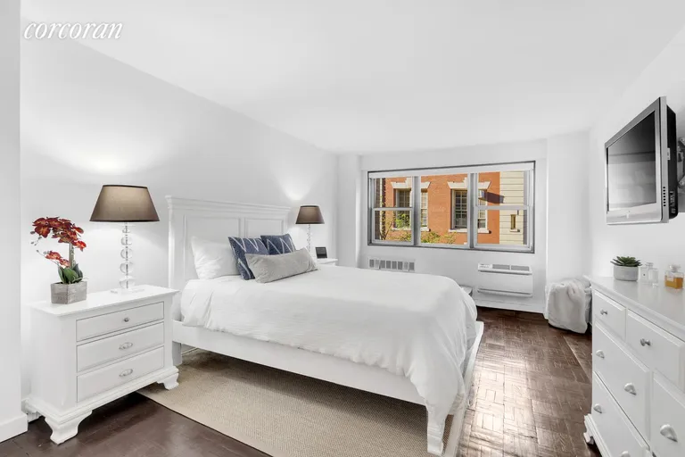 New York City Real Estate | View 404 East 66th Street, 4G | room 5 | View 6