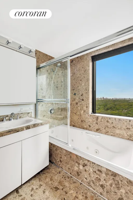 New York City Real Estate | View 721 5TH Avenue, 30F | Full Bathroom | View 6
