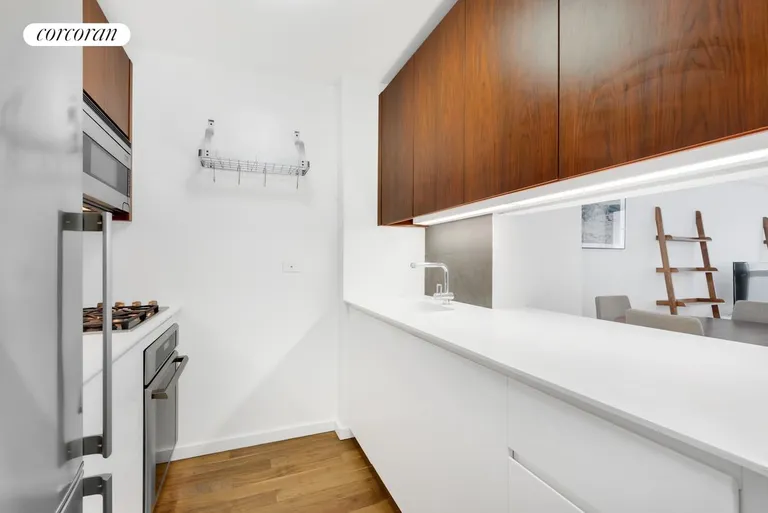New York City Real Estate | View 515 East 72nd Street, 6H | room 4 | View 5