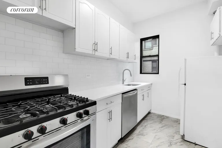 New York City Real Estate | View 56 East 87th Street, 5B | Eat-in Kitchen | View 3