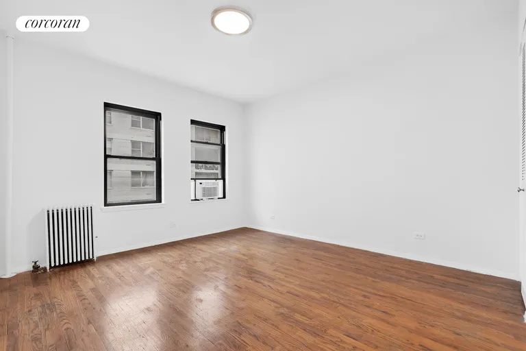 New York City Real Estate | View 56 East 87th Street, 5B | Primary Bedroom | View 4