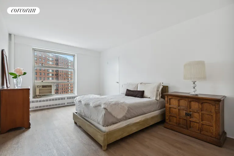 New York City Real Estate | View 70 LaSalle Street, 14D | room 5 | View 6
