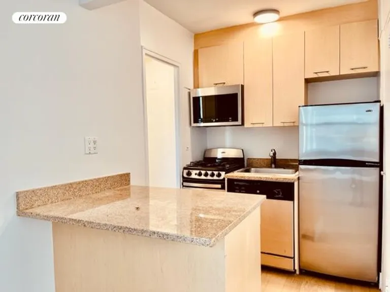 New York City Real Estate | View 2300 Fifth Avenue, 17R | Kitchen | View 2