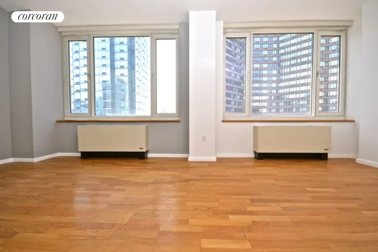 New York City Real Estate | View 635 West 42Nd Street, 7J | room 2 | View 3