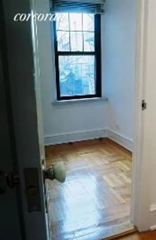 New York City Real Estate | View 172 West 79th Street, 4C | room 6 | View 7