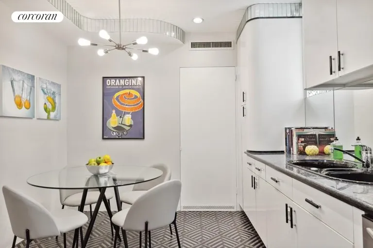 New York City Real Estate | View 10 West 86th Street, 5A | Eat-in Kitchen | View 9