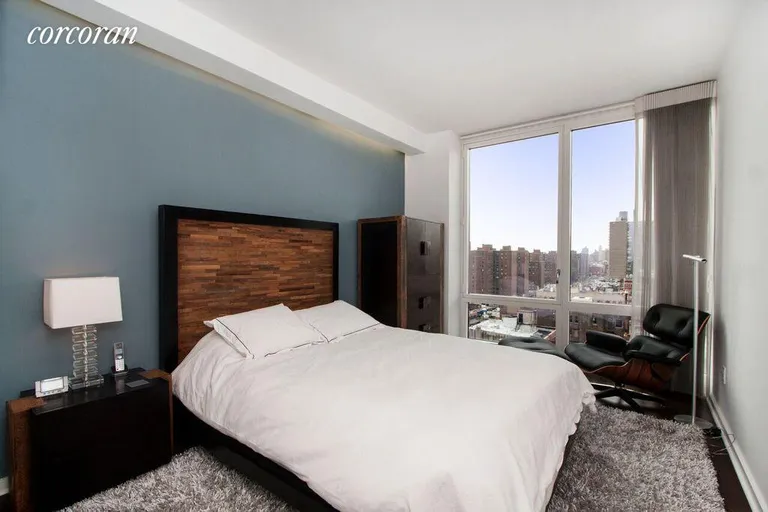 New York City Real Estate | View 340 East 23rd Street, 11M | room 4 | View 5