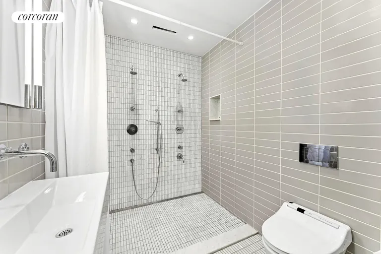 New York City Real Estate | View 251 West 19th Street, 5B | Full Bathroom | View 5