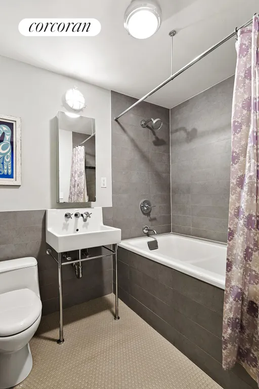 New York City Real Estate | View 100 2nd Place, 1 | Full Bathroom | View 14