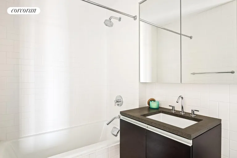 New York City Real Estate | View 110 Third Avenue, 19C | Full Bathroom | View 9