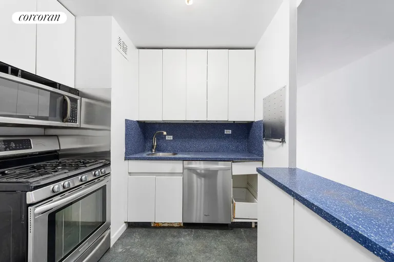 New York City Real Estate | View 15 CHARLES STREET, 4H | Kitchen | View 4