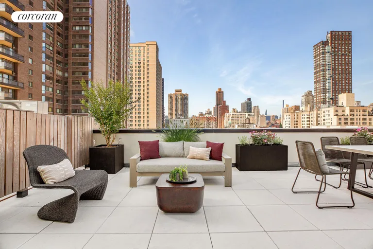 New York City Real Estate | View 427 East 90th Street, 4C | room 10 | View 11