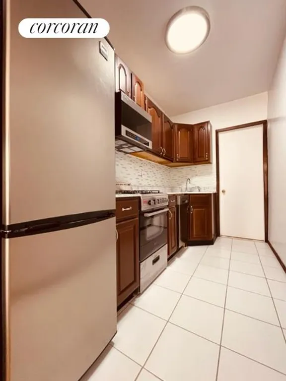 New York City Real Estate | View 304 West 107th Street, 1A | Kitchen | View 8
