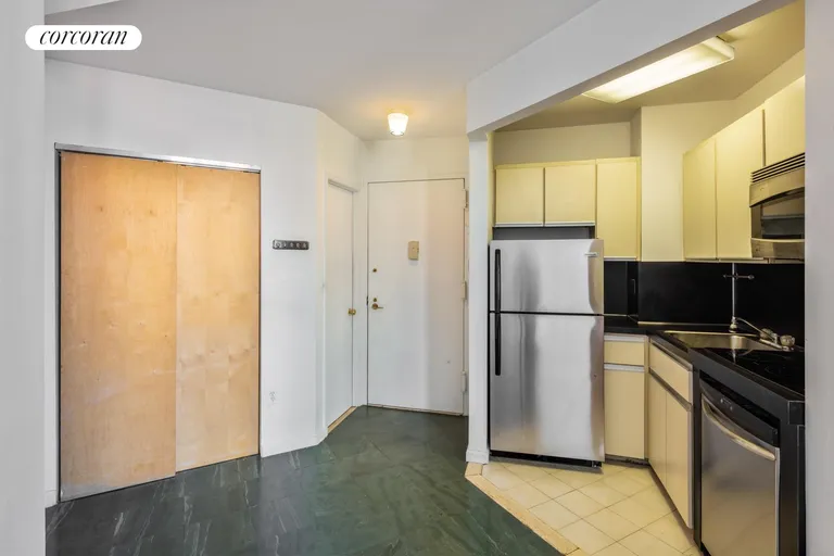 New York City Real Estate | View 176 WEST 86TH STREET, 7E | room 3 | View 4
