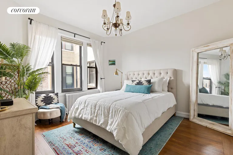 New York City Real Estate | View 114 Clinton Street, 5G | room 2 | View 3