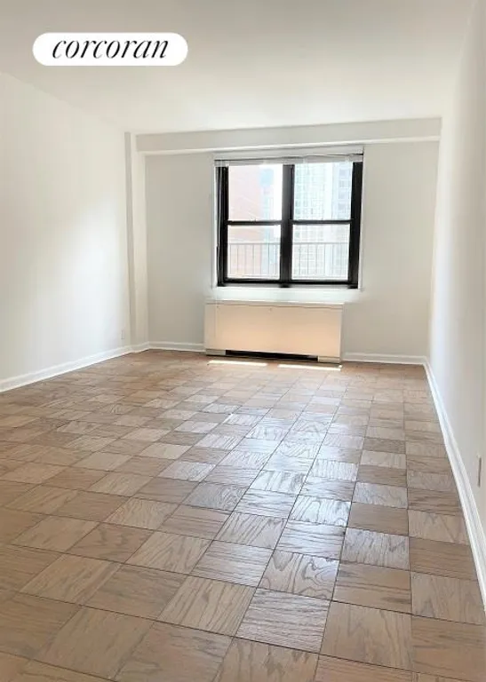 New York City Real Estate | View 220 East 57th Street, 18 F | room 8 | View 9