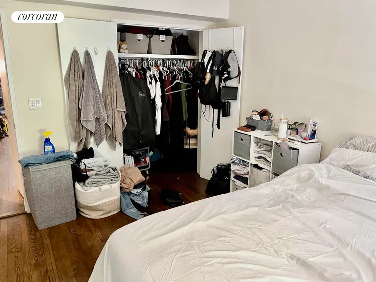 New York City Real Estate | View 200 East 28th Street, 4G | Big Bedroom Closet | View 5