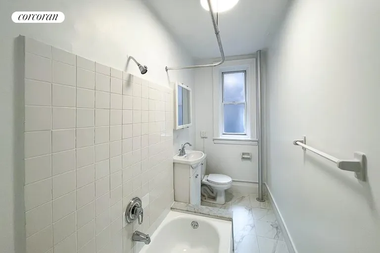 New York City Real Estate | View 3157 Broadway, 8 | Full Bathroom | View 6