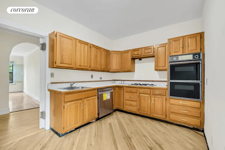 New York City Real Estate | View 83-44 Lefferts Boulevard, 3R | room 5 | View 6