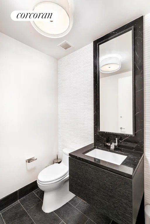 New York City Real Estate | View 50 Riverside Boulevard, 6S | Full Bathroom | View 7