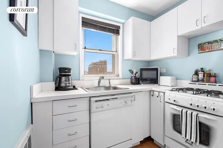 New York City Real Estate | View 111 Third Avenue, 10H | room 1 | View 2