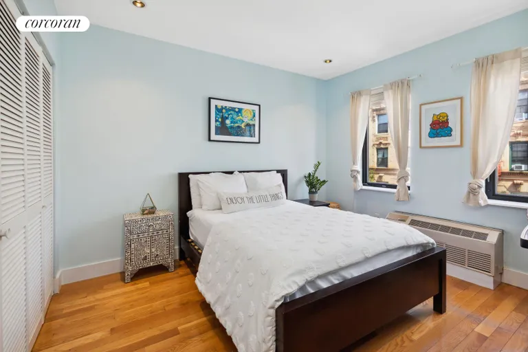 New York City Real Estate | View 194 Meserole Street, 3A | room 2 | View 3