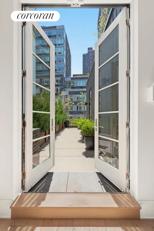 New York City Real Estate | View 87 Leonard Street, PHA | room 5 | View 6