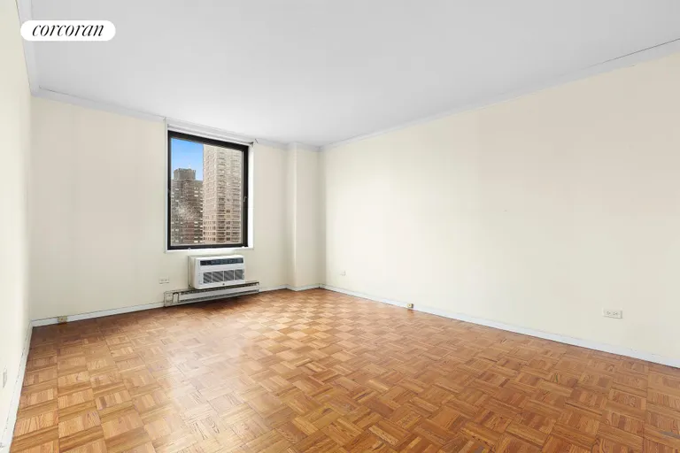 New York City Real Estate | View 1619 Third Avenue, 22K | room 15 | View 16