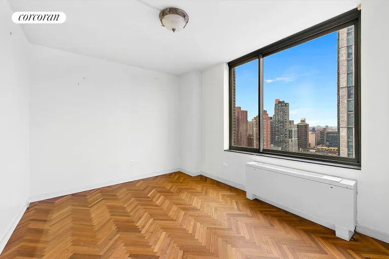 New York City Real Estate | View 360 East 88th Street, 24C | room 3 | View 4