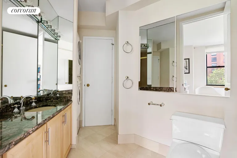 New York City Real Estate | View 21 South End Avenue, 224 | Primary Bathroom | View 17