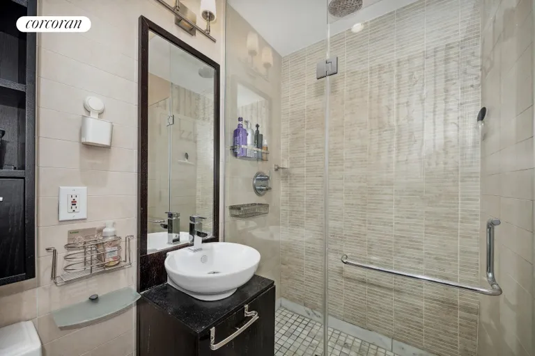 New York City Real Estate | View 343 4th Avenue, 2G | room 17 | View 18