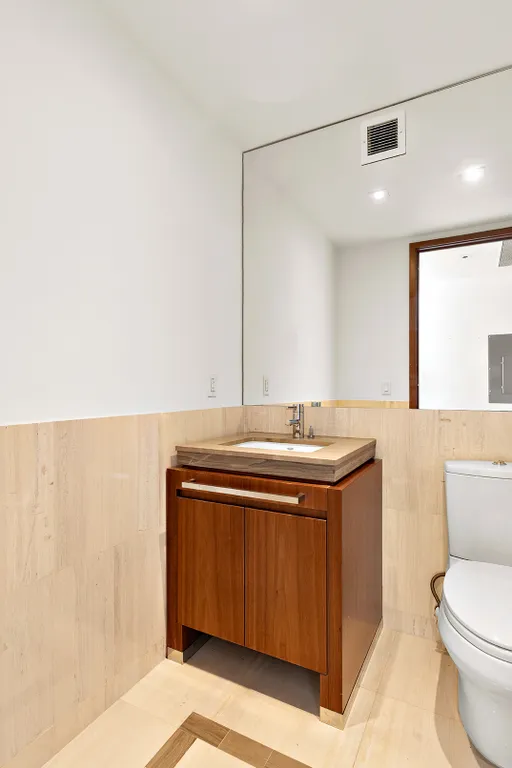 New York City Real Estate | View 400 Fifth Avenue, 32G | Half Bathroom | View 7