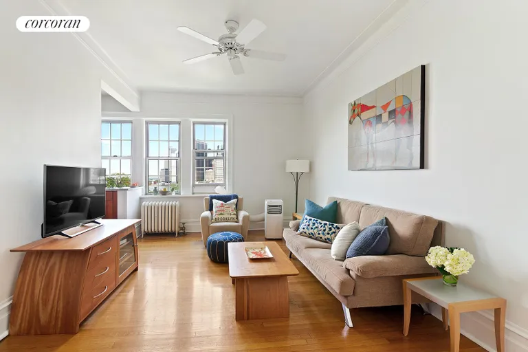New York City Real Estate | View 81 Columbia Heights, 52 | room 3 | View 4