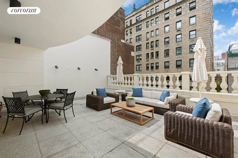 New York City Real Estate | View 15 East 90th Street | room 26 | View 27