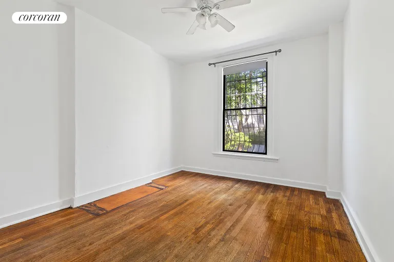 New York City Real Estate | View 19 Warren Place | room 3 | View 4