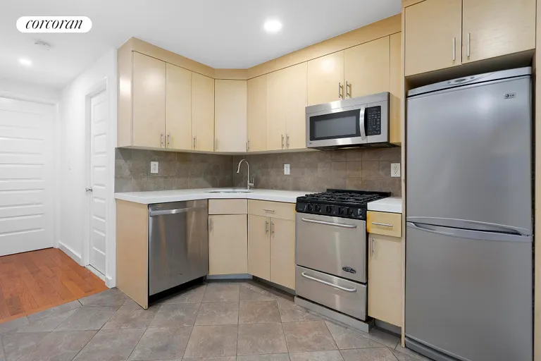 New York City Real Estate | View 145 West 21st Street, 1 | room 2 | View 3
