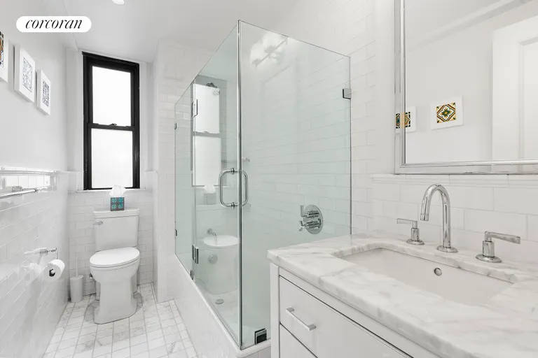 New York City Real Estate | View 308 East 79th Street, 9C | Full Bathroom | View 9