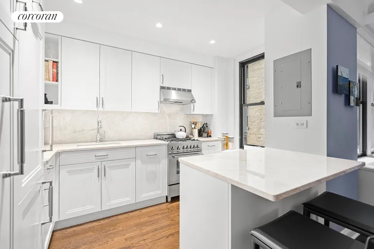 New York City Real Estate | View 308 East 79th Street, 9C | Kitchen | View 5