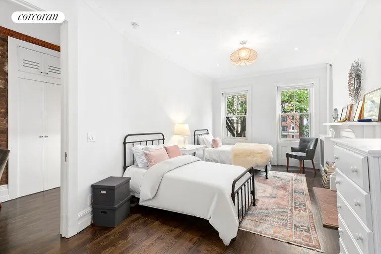 New York City Real Estate | View 106 Waverly Place, 3 | room 4 | View 5