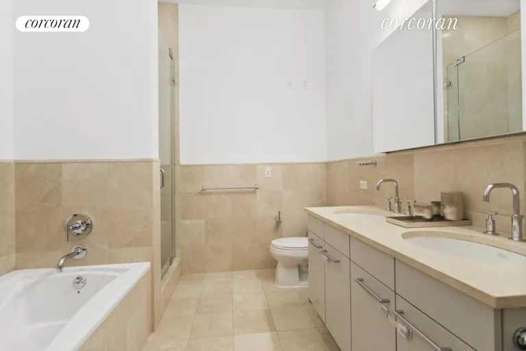 New York City Real Estate | View 121 West 19th Street, 5A | Primary 5-Piece Bathroom | View 4